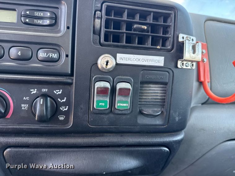 image for item EG5880 2008 Ford F750 Super Duty digger derrick truck