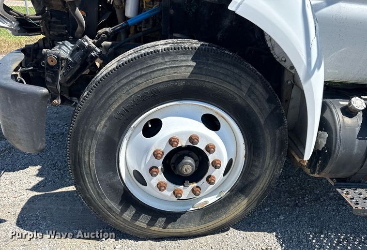 image for item EG5880 2008 Ford F750 Super Duty digger derrick truck