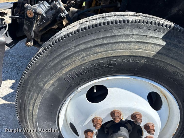 image for item EG5880 2008 Ford F750 Super Duty digger derrick truck