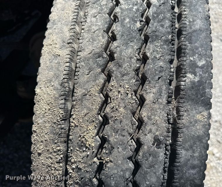 image for item EG5880 2008 Ford F750 Super Duty digger derrick truck