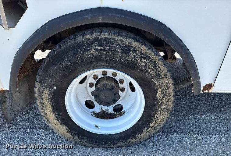 image for item EG5880 2008 Ford F750 Super Duty digger derrick truck