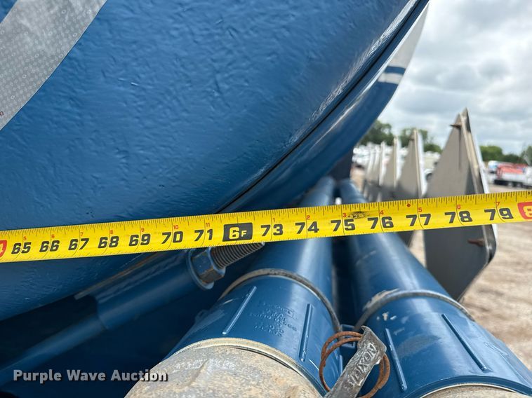 image for item EG5894 2007 Peterbilt 335 tank truck