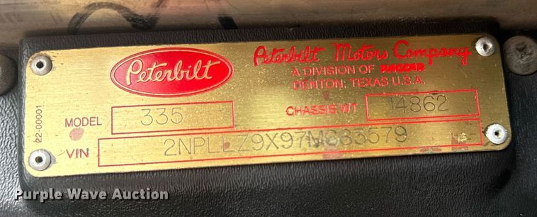 image for item EG5894 2007 Peterbilt 335 tank truck