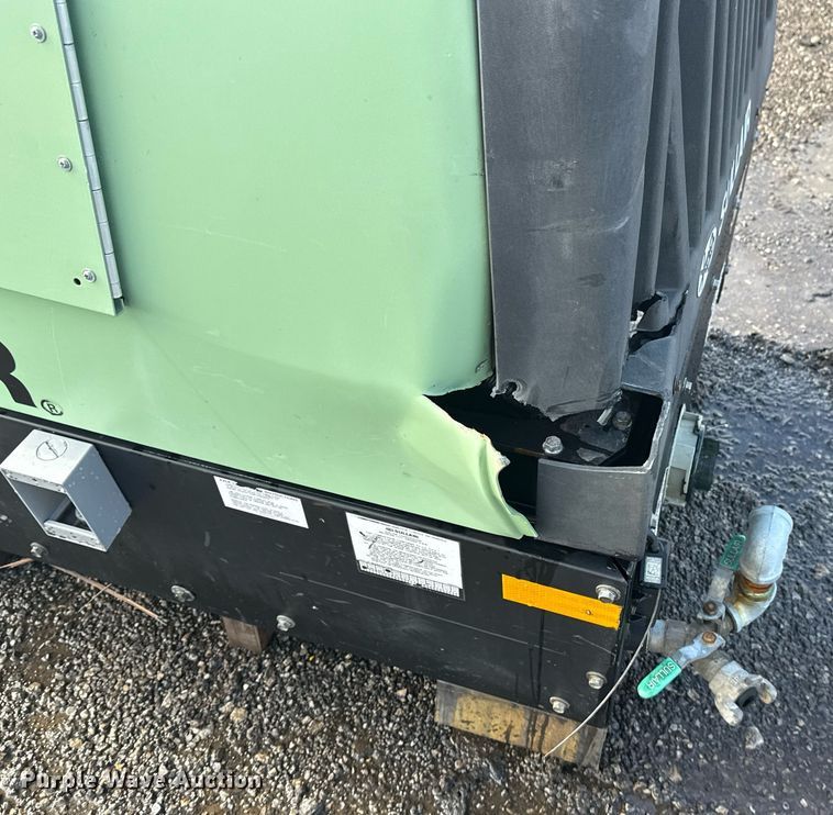 image for item EG5897 1985 Sullair 185 JD air compressor