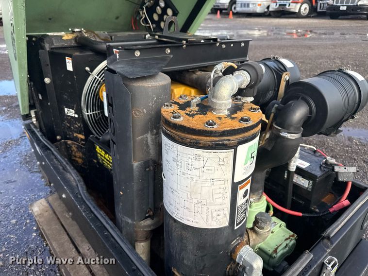 image for item EG5897 1985 Sullair 185 JD air compressor