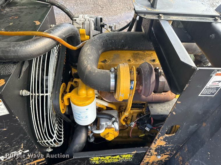 image for item EG5897 1985 Sullair 185 JD air compressor