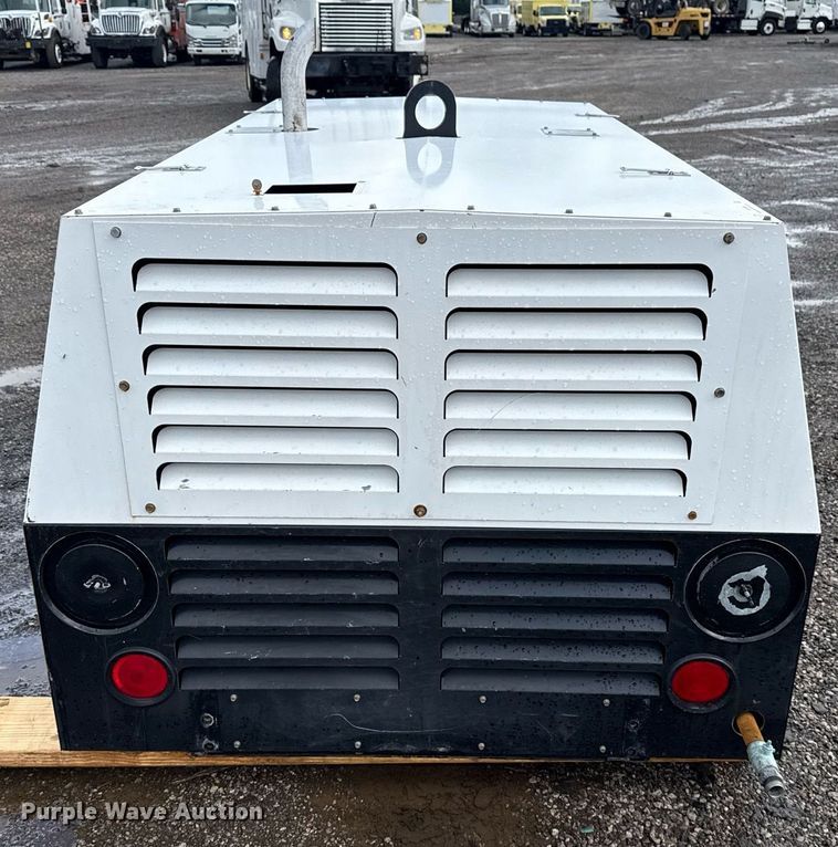 image for item EG5899 2009 Sullivan Palatek D2100H1OJD air compressor