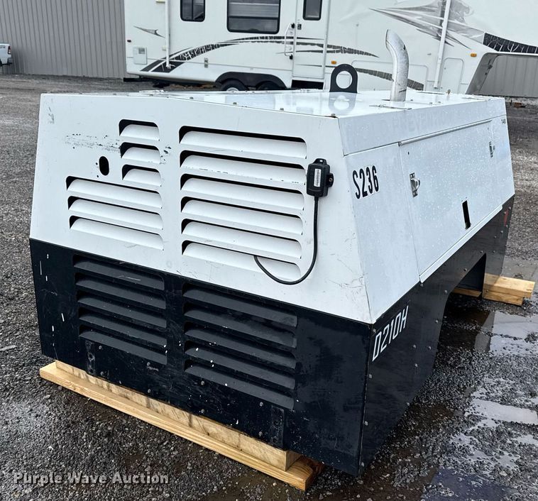 image for item EG5899 2009 Sullivan Palatek D2100H1OJD air compressor