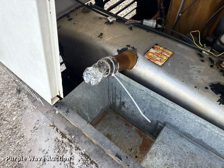 image for item EG5899 2009 Sullivan Palatek D2100H1OJD air compressor