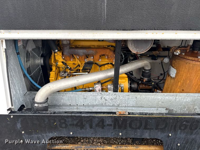 image for item EG5899 2009 Sullivan Palatek D2100H1OJD air compressor