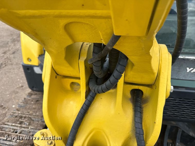 image for item EG6514 2005 Yanmar ViO55-5A mini excavator