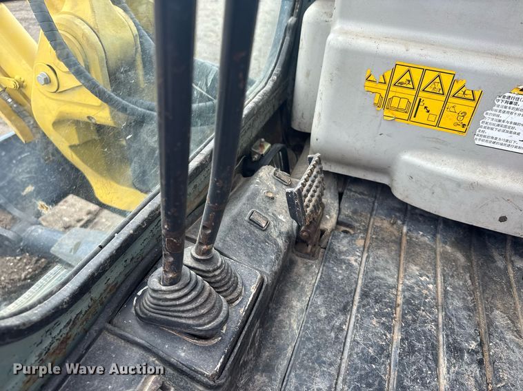 image for item EG6514 2005 Yanmar ViO55-5A mini excavator