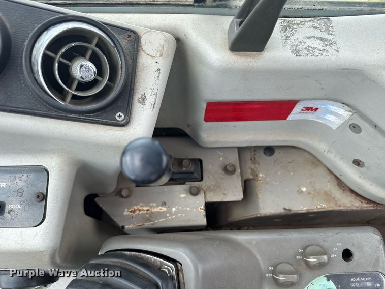 image for item EG6514 2005 Yanmar ViO55-5A mini excavator