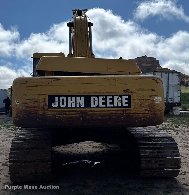 image for item EG6524 1993 John Deere 892E LC excavator