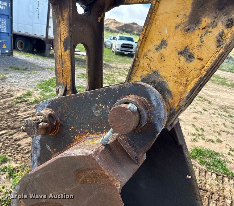 image for item EG6524 1993 John Deere 892E LC excavator