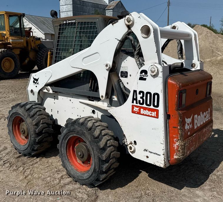 image for item EG6533 2007 Bobcat A300 skid steer loader