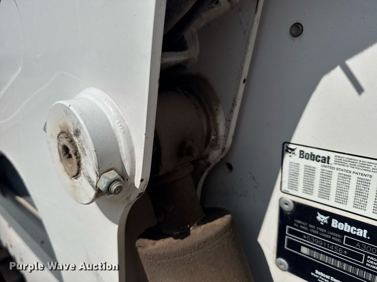 image for item EG6533 2007 Bobcat A300 skid steer loader