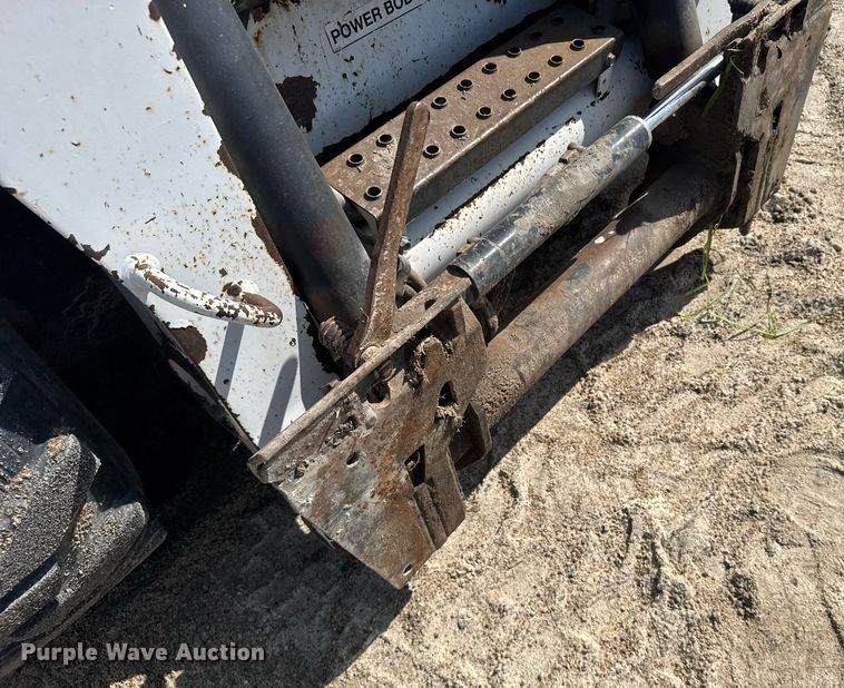 image for item EG6533 2007 Bobcat A300 skid steer loader
