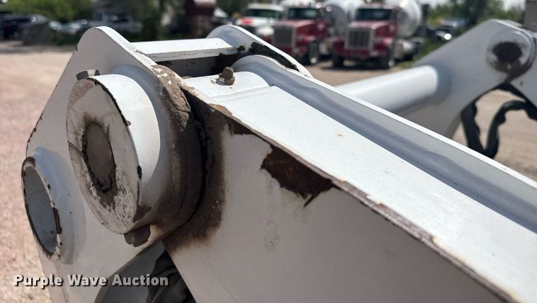 image for item EG6533 2007 Bobcat A300 skid steer loader