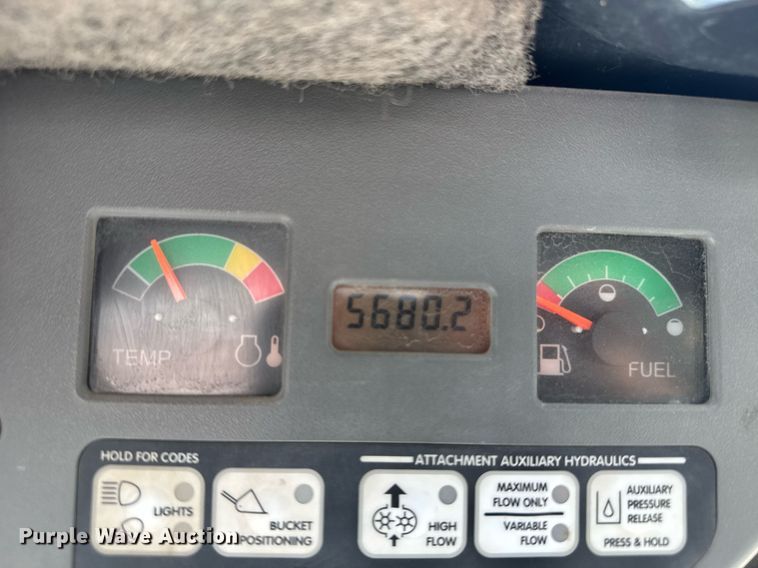 image for item EG6533 2007 Bobcat A300 skid steer loader