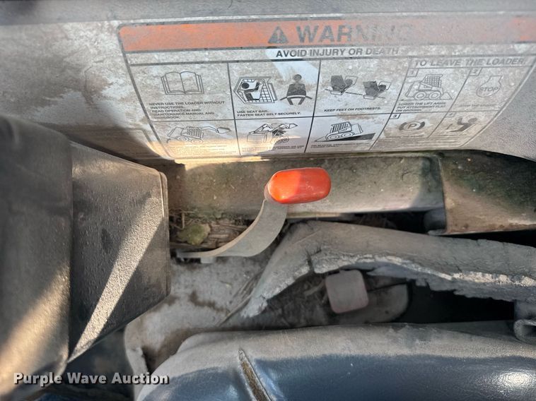 image for item EG6533 2007 Bobcat A300 skid steer loader