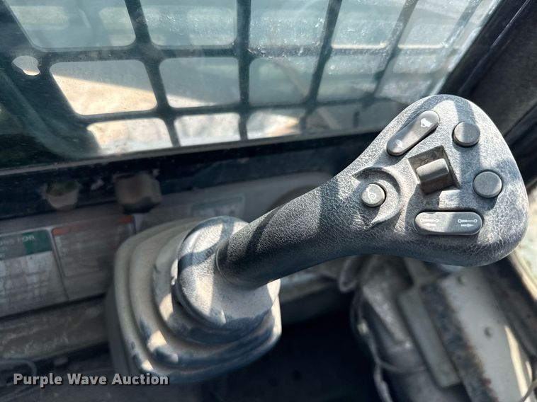 image for item EG6533 2007 Bobcat A300 skid steer loader