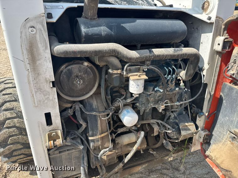 image for item EG6533 2007 Bobcat A300 skid steer loader