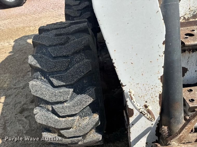 image for item EG6533 2007 Bobcat A300 skid steer loader