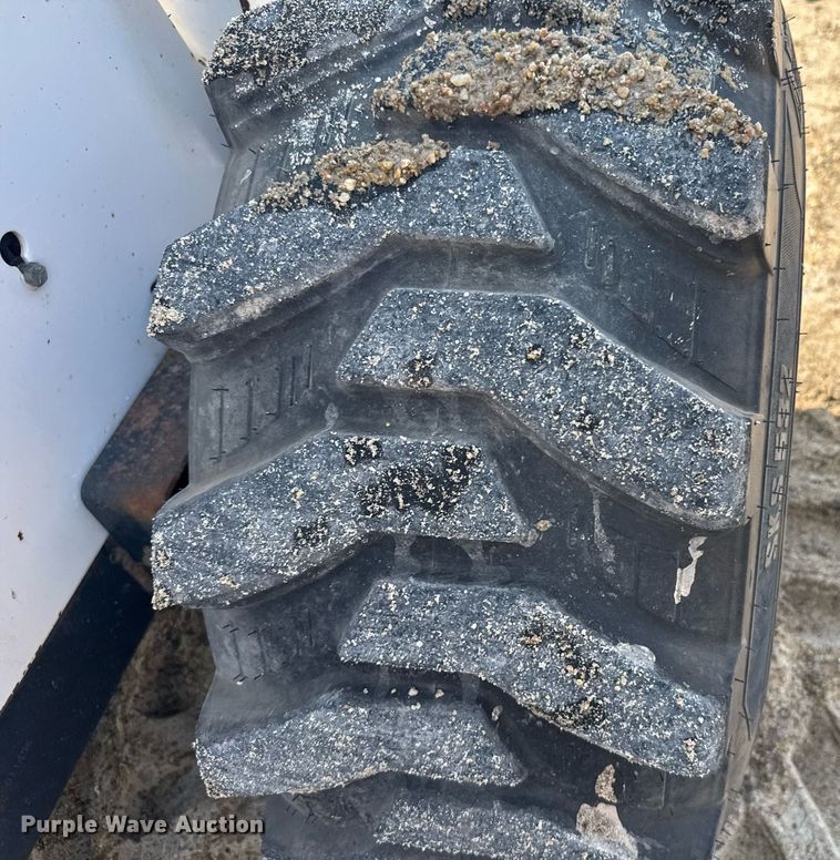 image for item EG6533 2007 Bobcat A300 skid steer loader