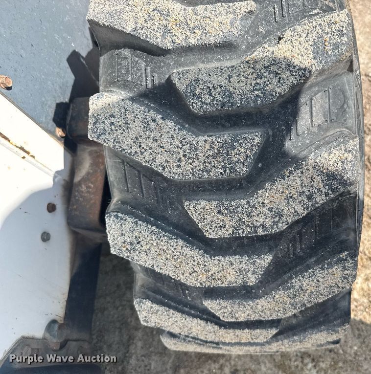 image for item EG6533 2007 Bobcat A300 skid steer loader