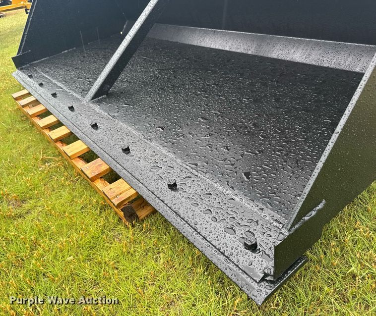 image for item EG6547 Quick Attach skid steer bucket