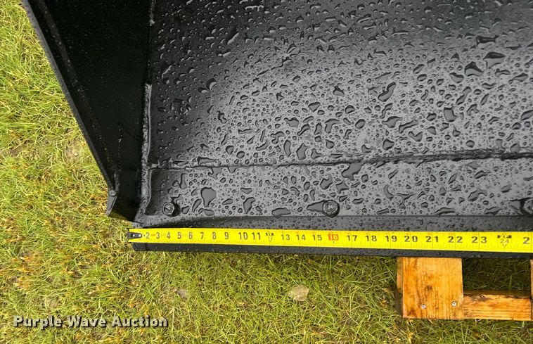 image for item EG6547 Quick Attach skid steer bucket