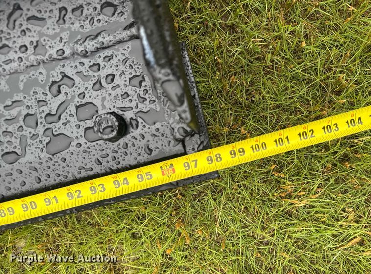 image for item EG6547 Quick Attach skid steer bucket