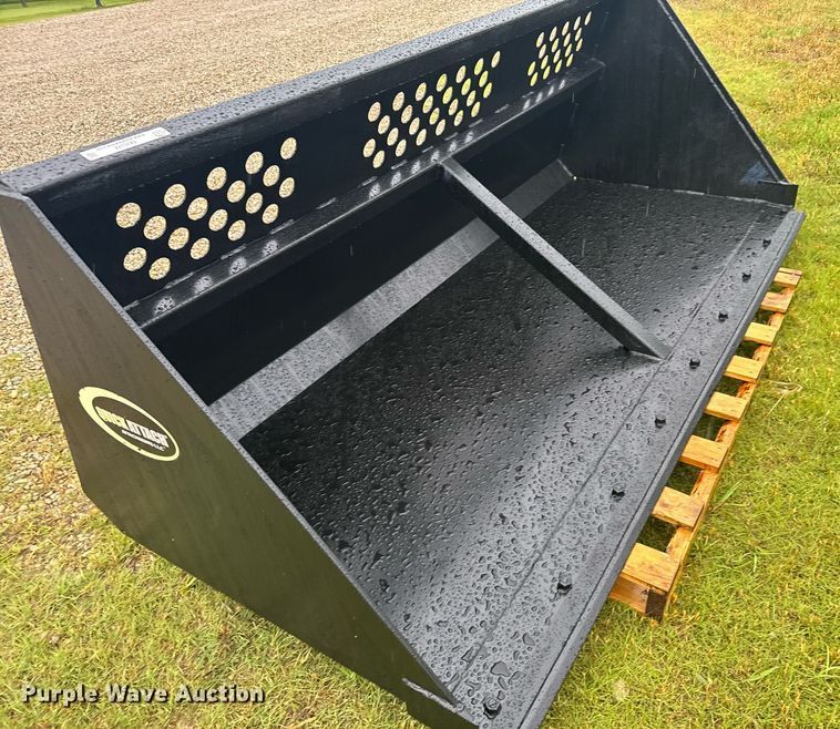 image for item EG6547 Quick Attach skid steer bucket