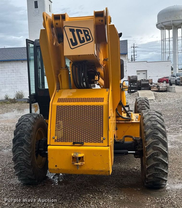 image for item EG6551 2008 JCB 506C telehandler