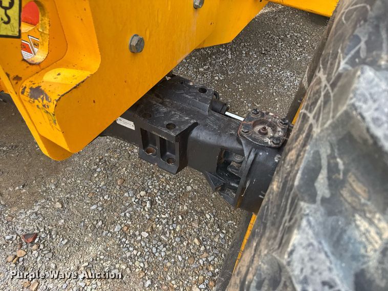 image for item EG6551 2008 JCB 506C telehandler