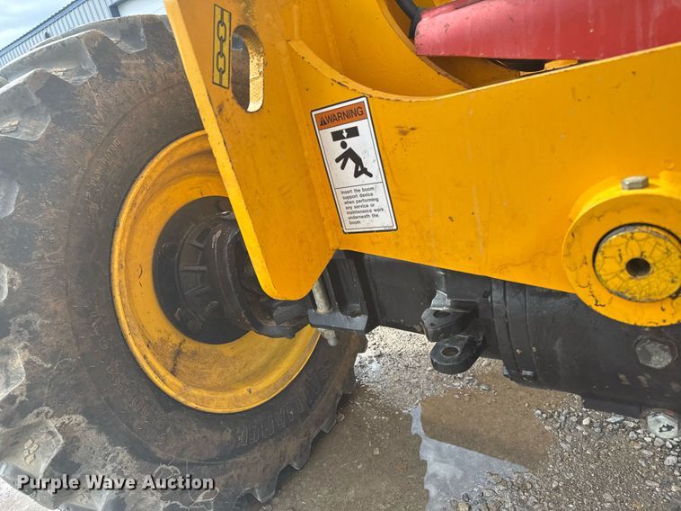 image for item EG6551 2008 JCB 506C telehandler