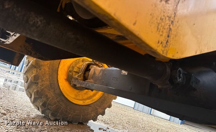 image for item EG6551 2008 JCB 506C telehandler