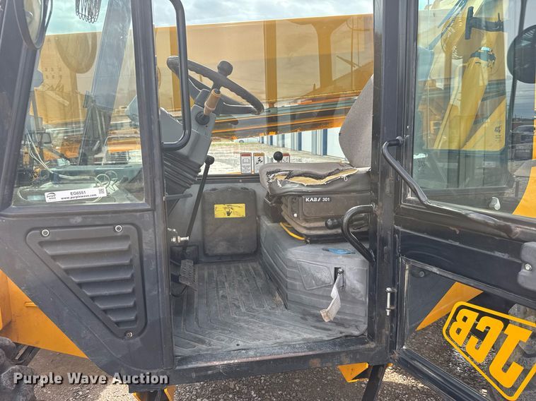 image for item EG6551 2008 JCB 506C telehandler