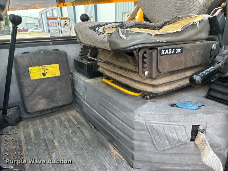 image for item EG6551 2008 JCB 506C telehandler