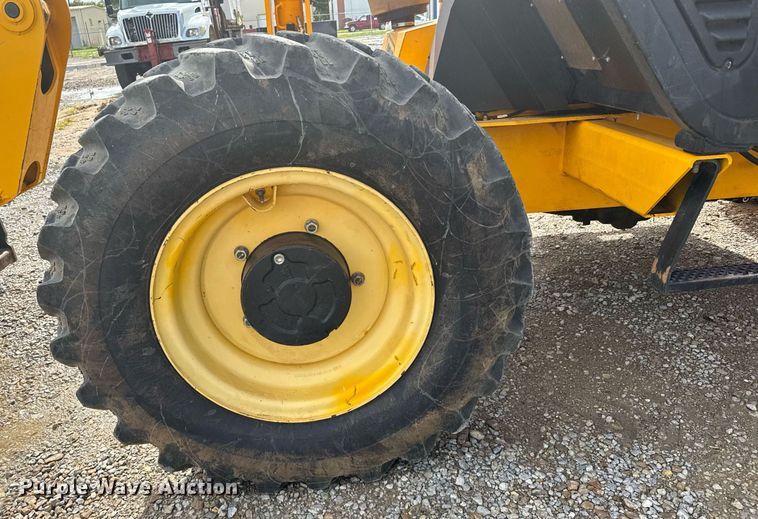 image for item EG6551 2008 JCB 506C telehandler