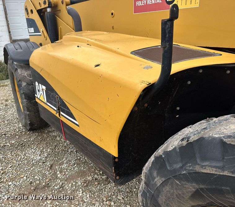 image for item EG6553 2005 Caterpillar TH580B telehandler