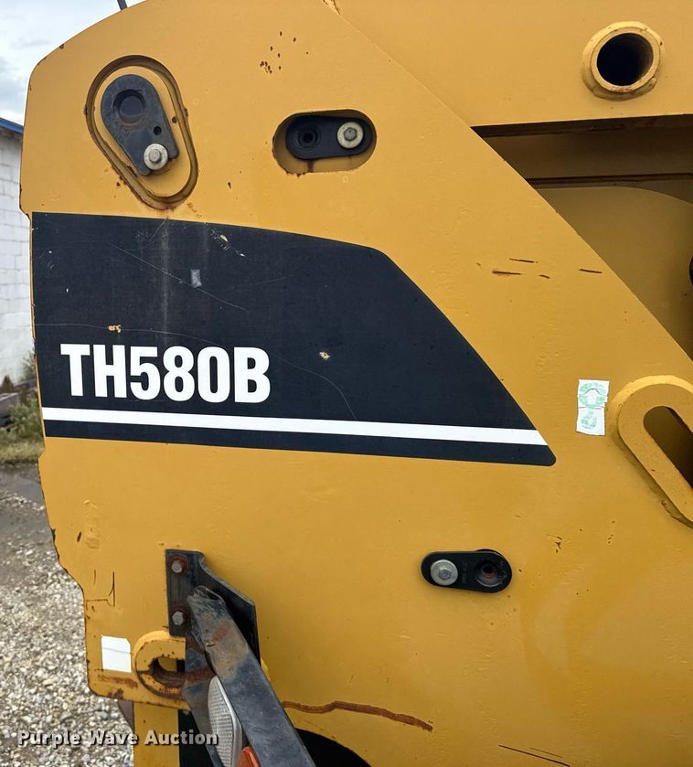 image for item EG6553 2005 Caterpillar TH580B telehandler