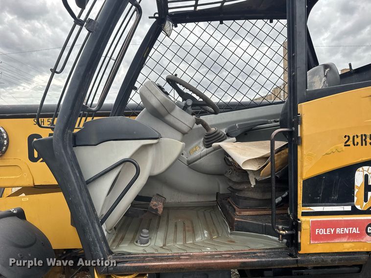 image for item EG6553 2005 Caterpillar TH580B telehandler