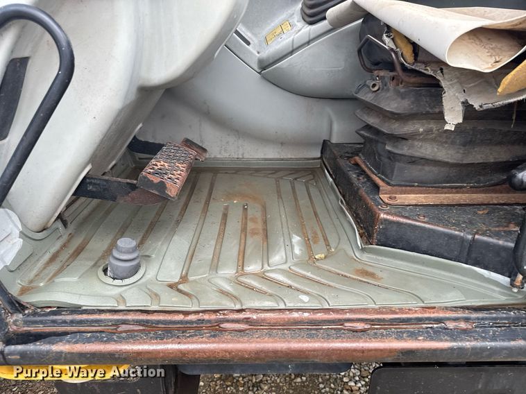 image for item EG6553 2005 Caterpillar TH580B telehandler