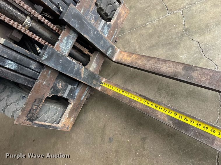 image for item EG6554 Nissan 50 forklift