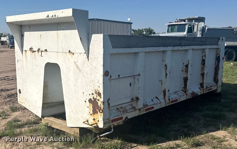 image for item EG6572 Dump bed