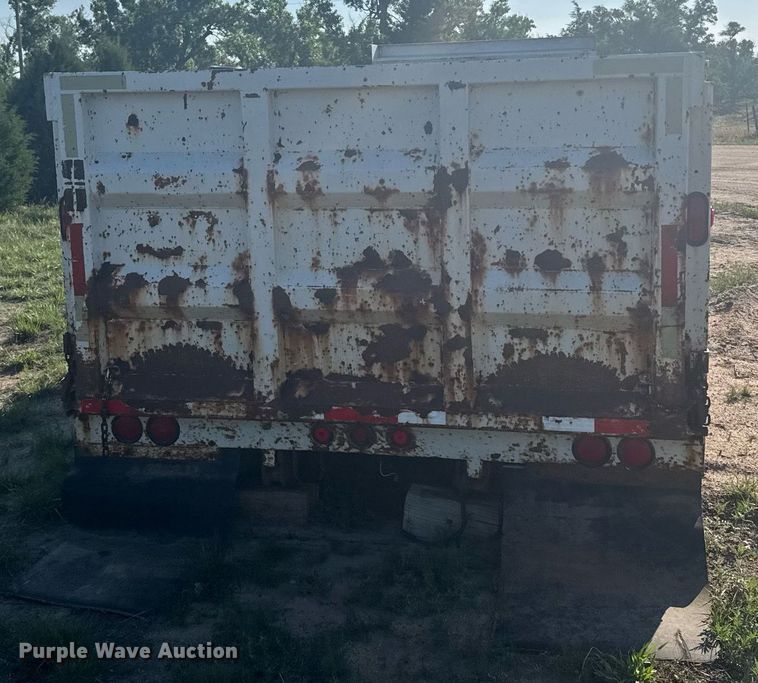 image for item EG6572 Dump bed