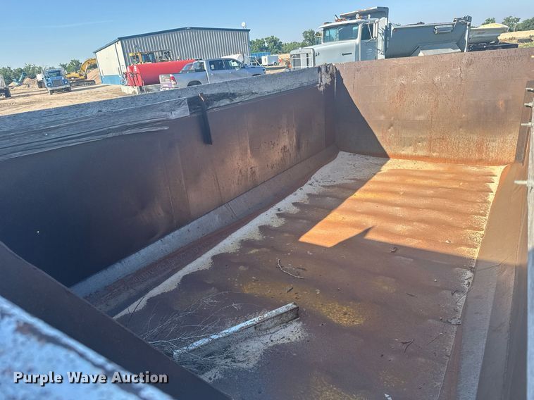 image for item EG6572 Dump bed