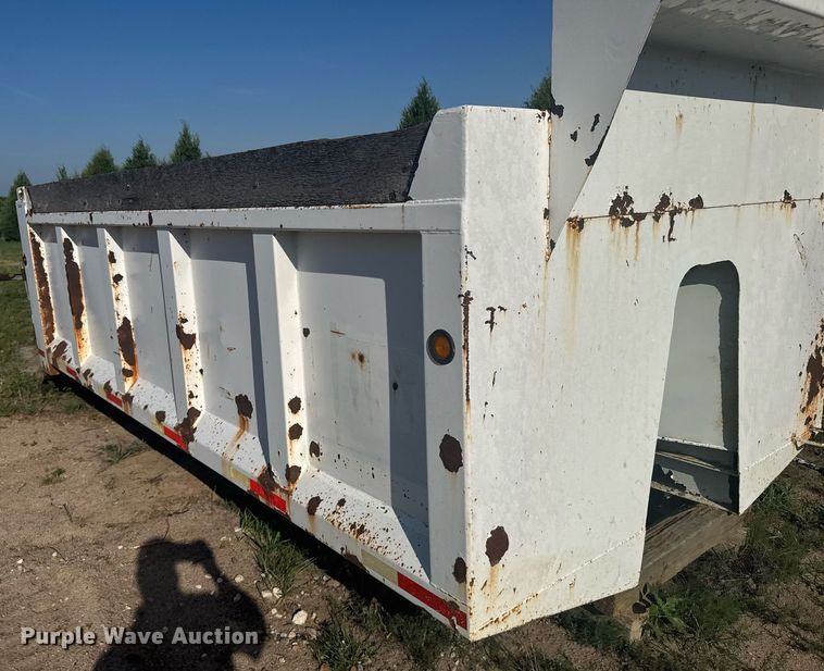 image for item EG6572 Dump bed